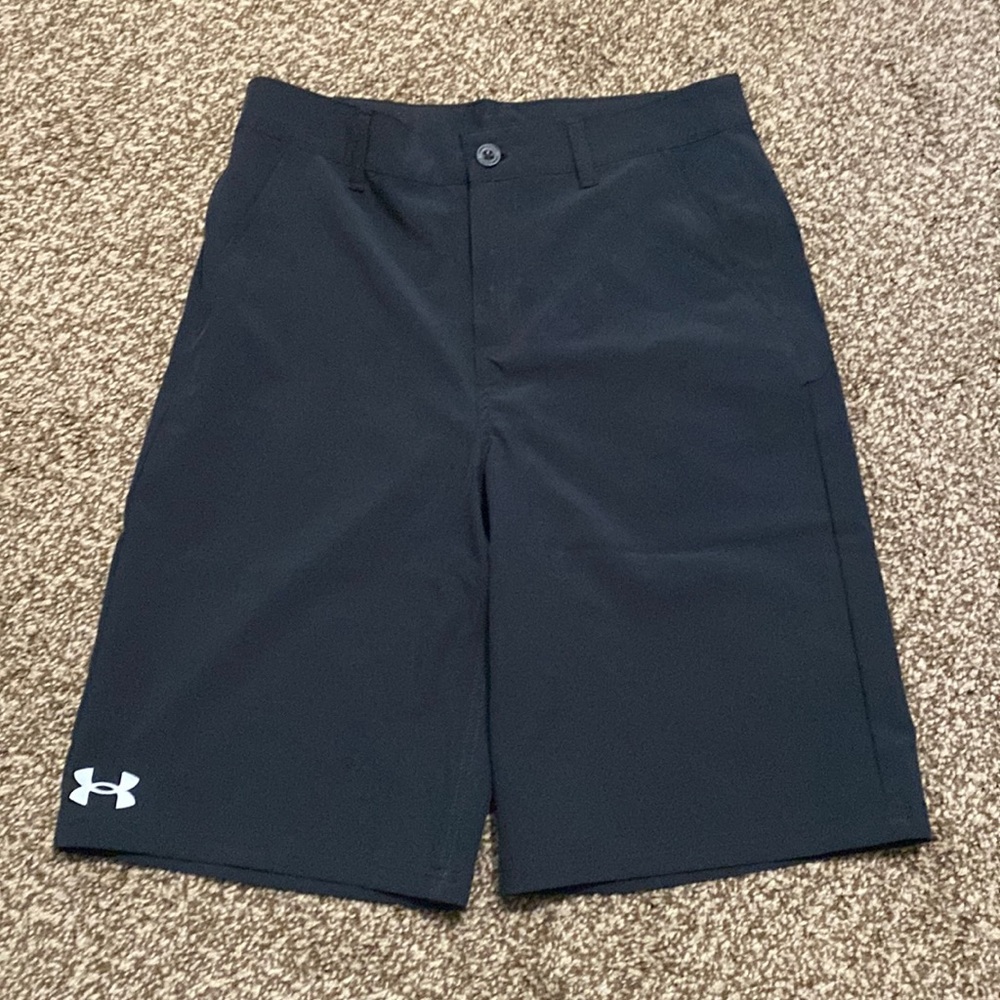 New boys size 16 Under Armor shorts - Picture 1 of 5
